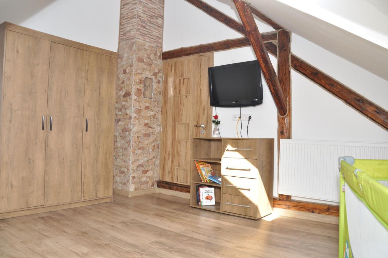Mw Apartman Apartment Liptovský Mikuláš Екстериор снимка